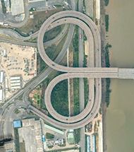 How they connect right drive roads to left drive roads at borders
