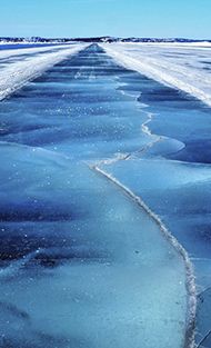 Dettah Ice Road