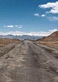 Uy-Bulak Pass
