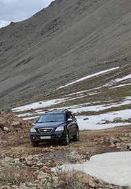 Kaputzhukh Pass