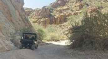 Box Canyon trail