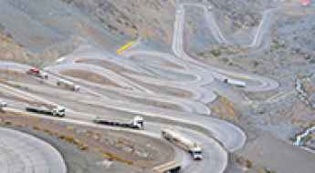 Trucks Built for Brutal Roads: Surviving America’s Deadliest Routes