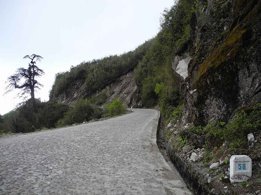 Fengxue Pass