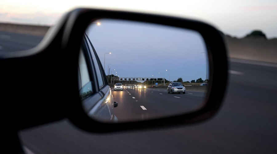 Clear Vision on the Road: Auto Glass Zone Services