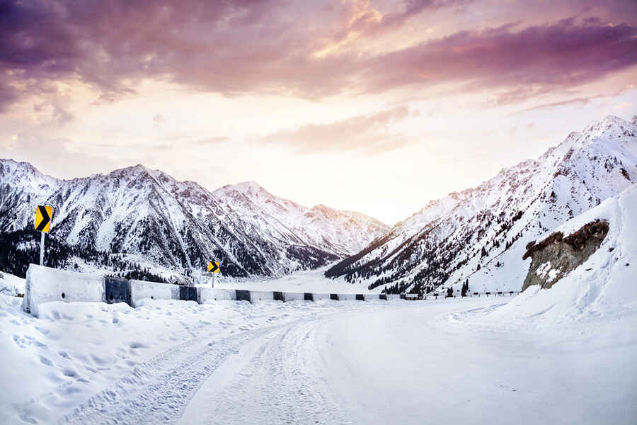 Tips for Winter Extremal Road Trip