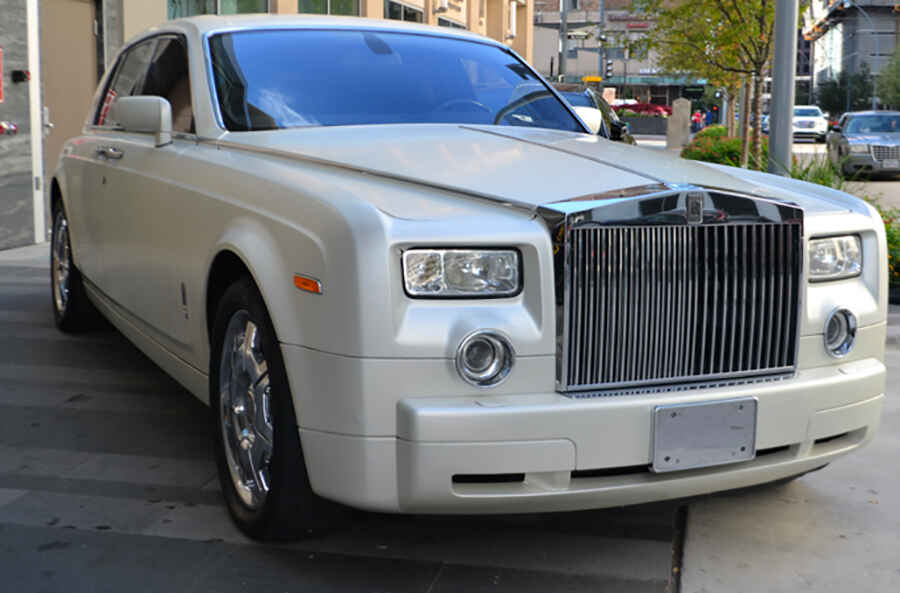 Why Rolls-Royce Sets the Gold Standard for Luxury Vehicles