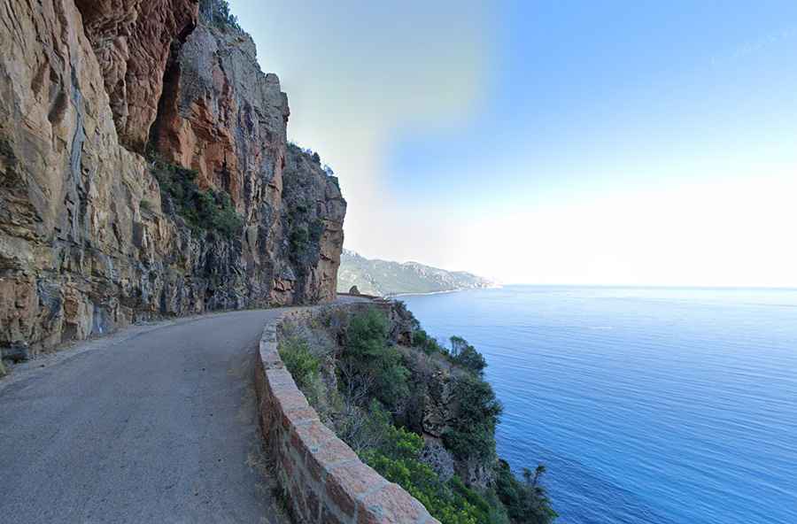 Road from Partinello to Porto