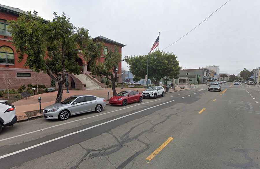 How Alameda is Reducing Car Dependency Through Bike Lanes and Safe Streets