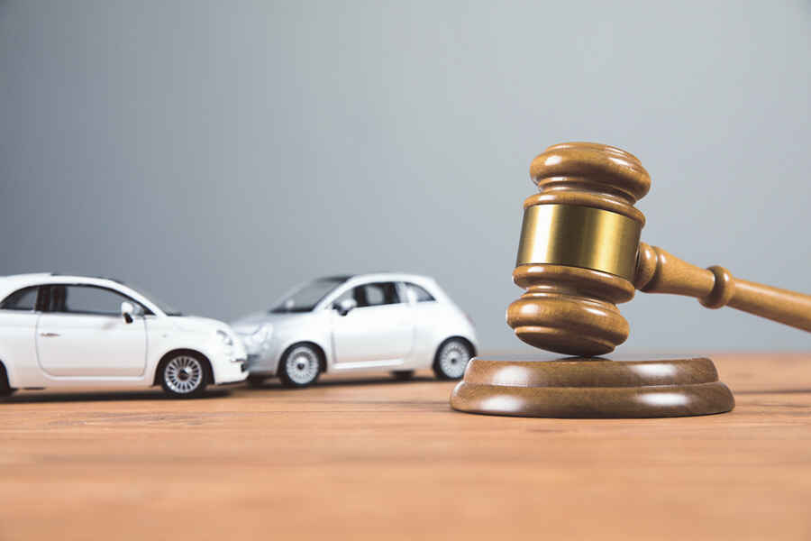What Does a Car Accident Lawyer in Houston Do?