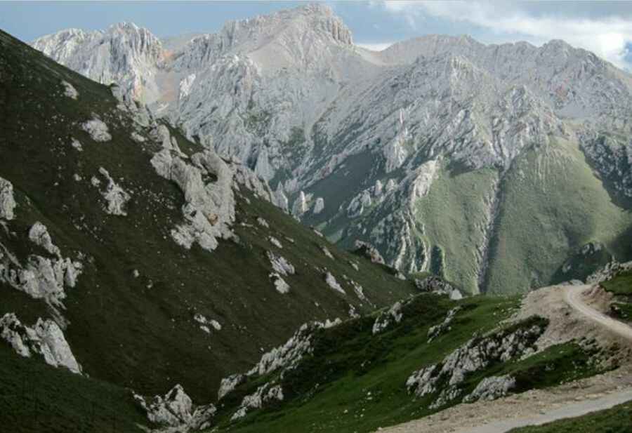 Kanda Shan Pass