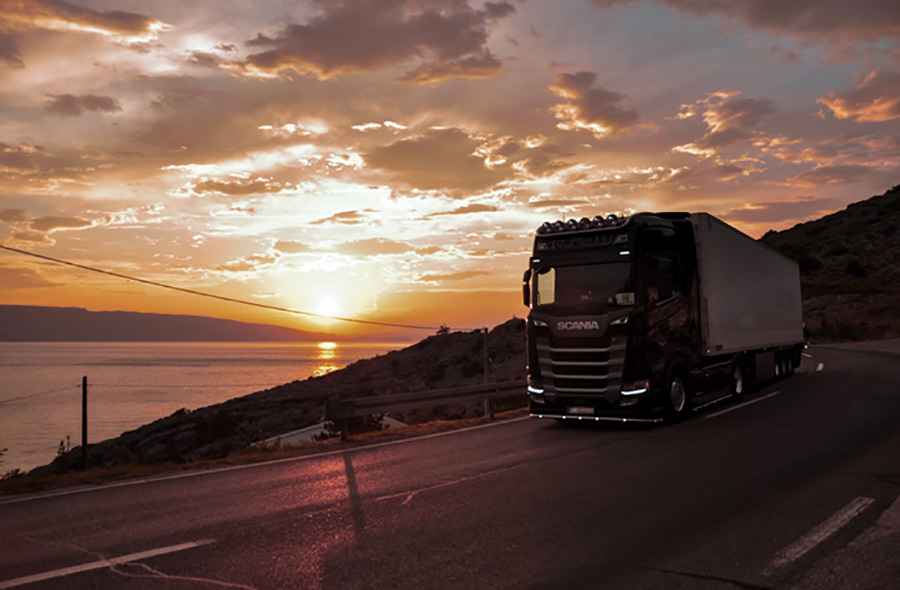Avoiding Road Hazards with Real-Time Tracking