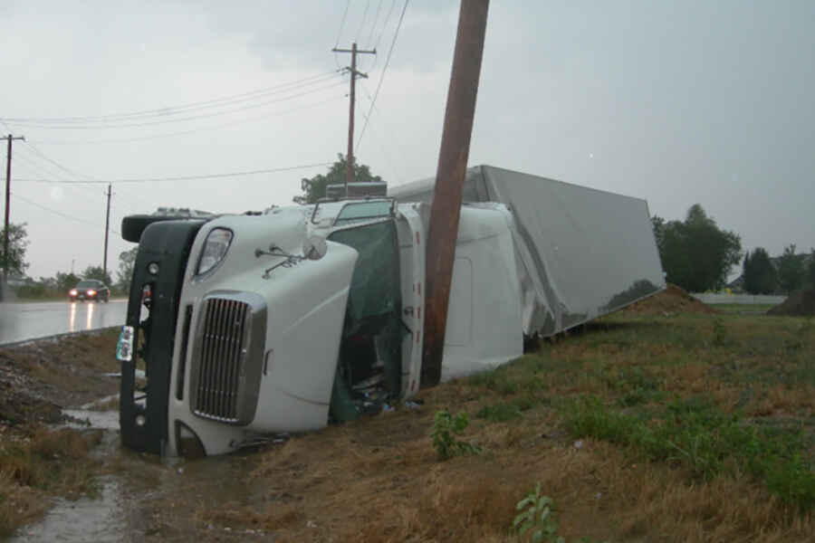 The Economic and Non-Economic Damages You Will Suffer Following a Truck Accident