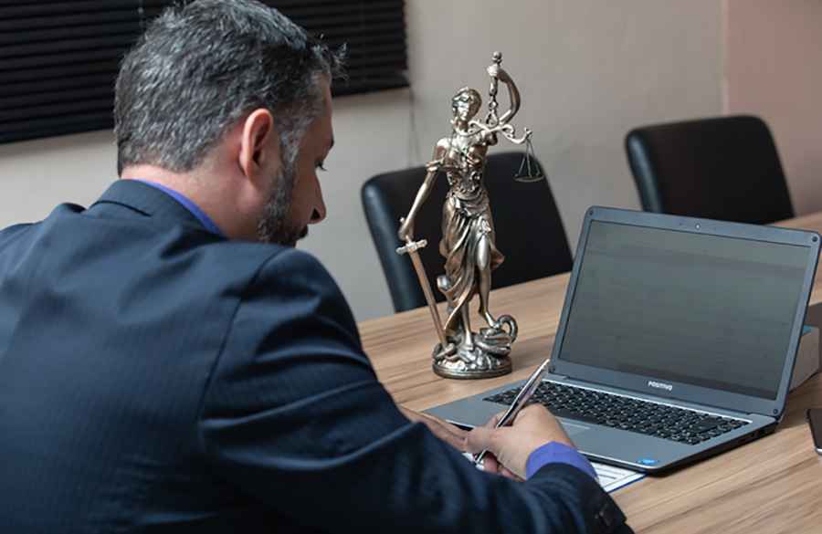Why You Should Always Seek Legal Representation After a Truck Accident