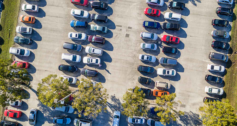 How to Cut Costs on Airport Parking: 5 Effective Tips to Save Money and Time
