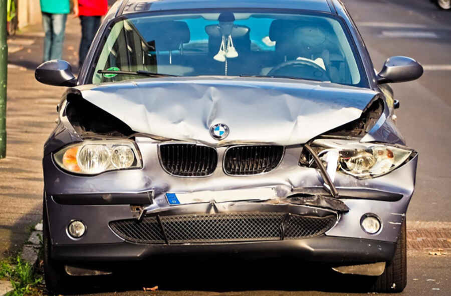 Should I Hire a Lawyer After a Car Accident in Albuquerque, NM?