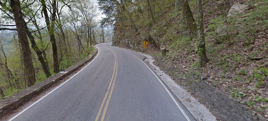 3 Really Tight Hairpin Turns On The W Road In Chattanooga 3 Really Tight Hairpin Turns On The W Road In Chattanooga