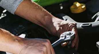 How to Take Care of Your Vehicle So that It Operates at Peak Efficiency