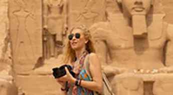 Cultural encounters: Experiencing modern Egypt beyond the monuments