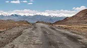 Uy-Bulak Pass