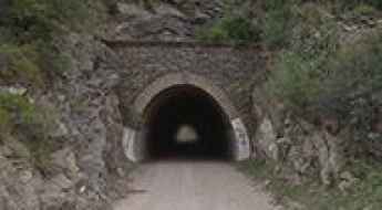 Camino de Los Túneles