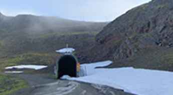 How to drive the Single Lane Tunnels/Bridges of Iceland?