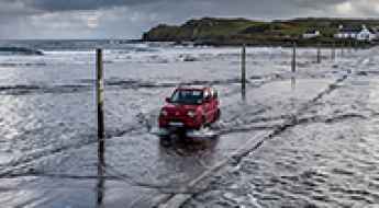 How to drive on periodically flooded roads?
