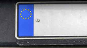 The practical advantages of choosing European license plate frames  