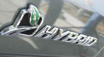 What You Need to Know Before Replacing a Hybrid Car Battery