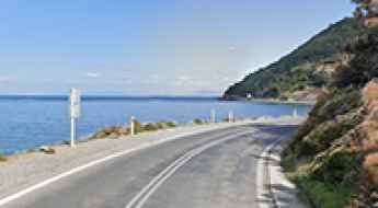 Road EO62 from Vathy to Karlovasi