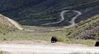 Daxuenshan Pass