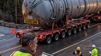 How Heavy-Haul Crews Plan for Roads With Almost No Margin for Error