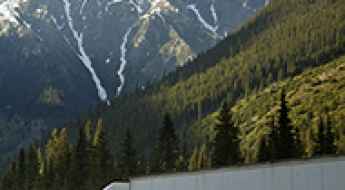 Long Distance Moving: Tips for Staying Safe on Long Trips
