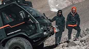 A truck powered by solar energy sets altitude record: it has climbed a volcano in Chile