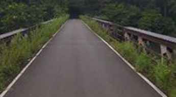 Chalakudy-Valparai Road
