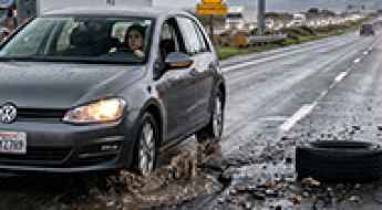 How to Handle Road Hazards Safely