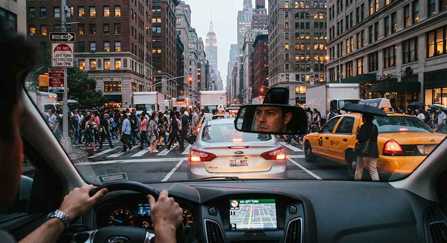 Driving in New York City: What Visitors Need to Know Before Getting Behind the Wheel