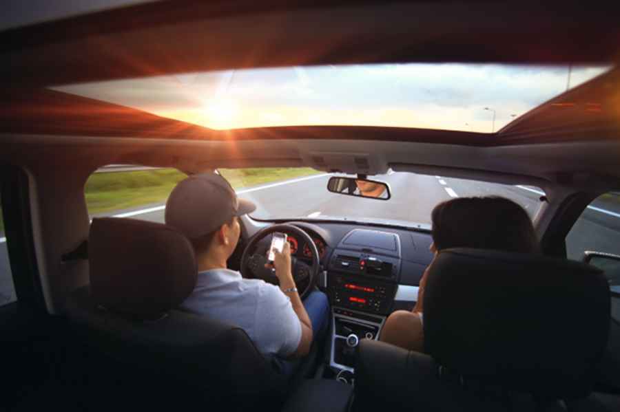 How Fault Is Determined in Distracted Driving Accidents in Tucson