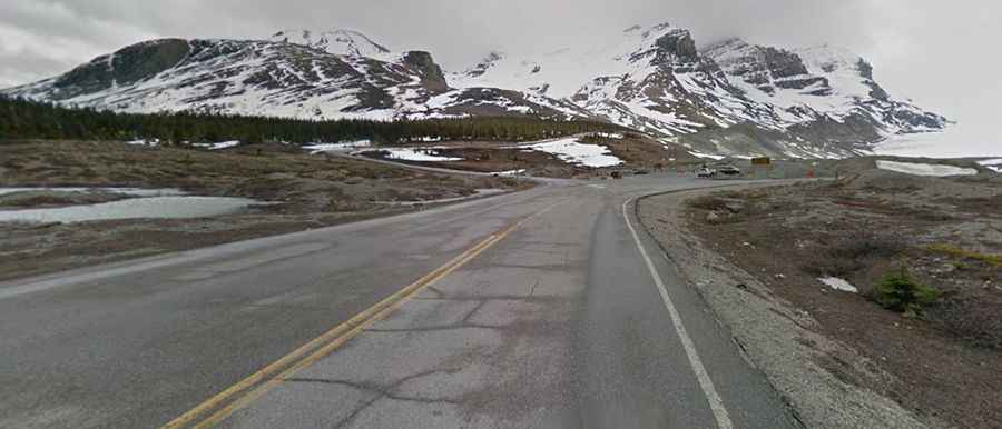 Sunwapta Lake