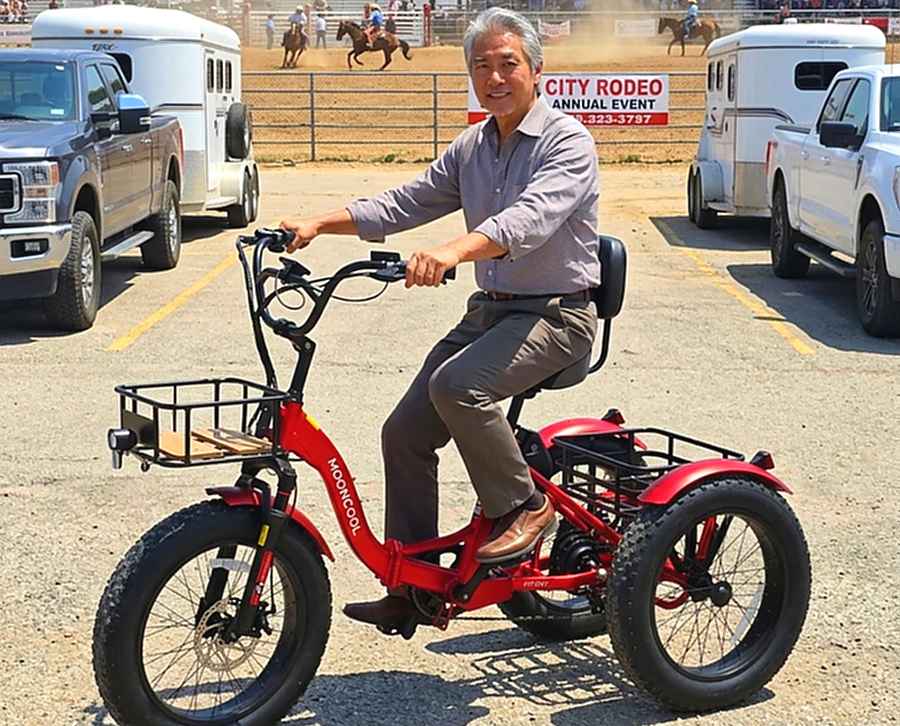 Discover the Ultimate All-Terrain Freedom with the MOONCOOL FT1 Fat Tire Electric Trike