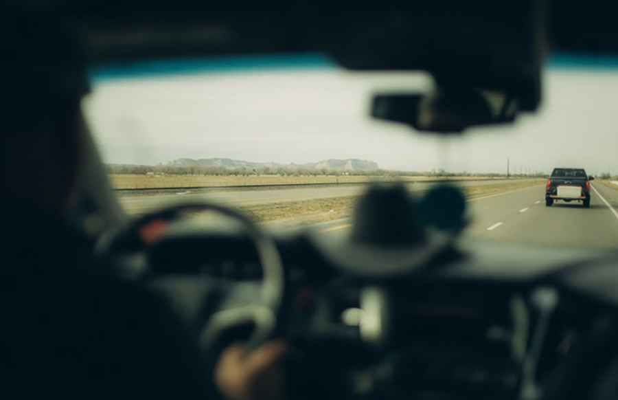 Driving Across America vs. Hiring Cross-Country Relocation Specialists: Which Makes More Sense?