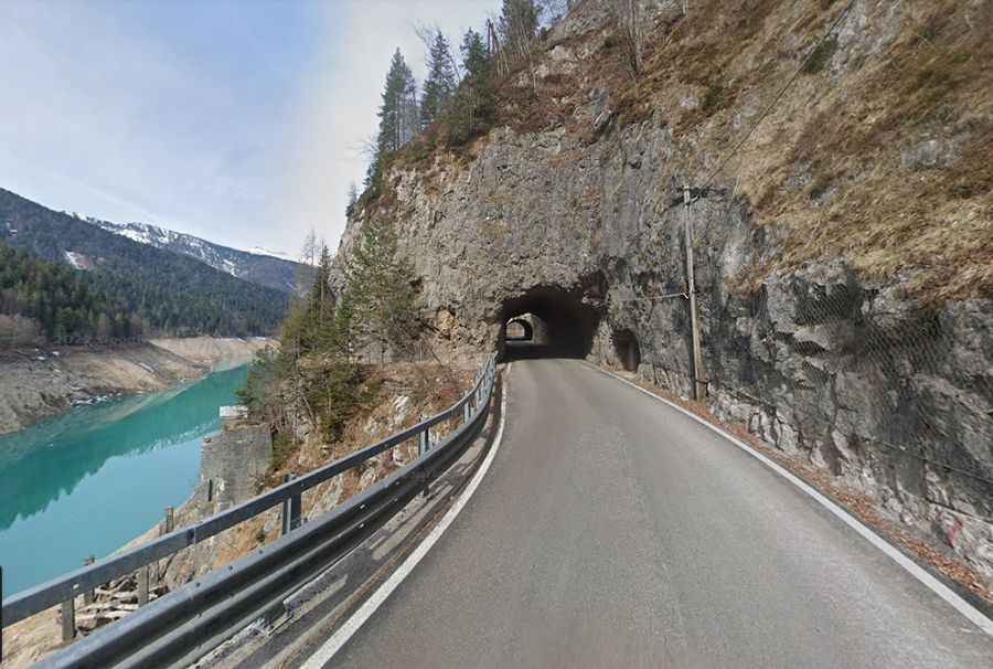 Strada del Lumiei
