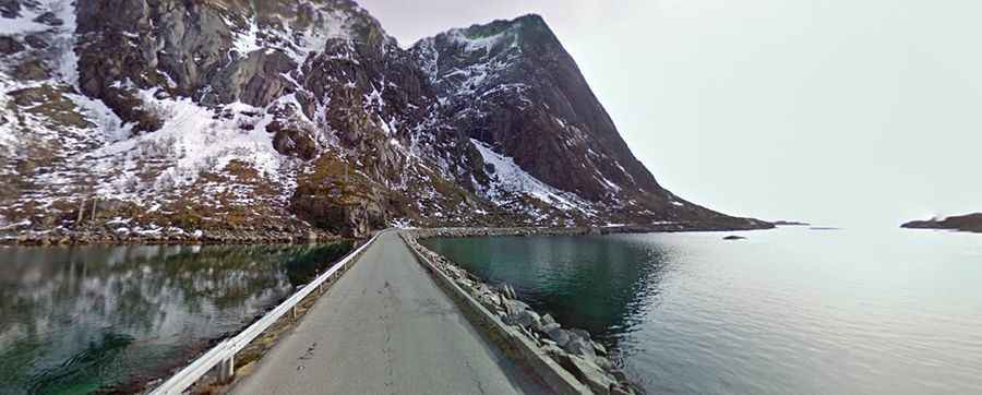 Henningsværveien (Road 816)