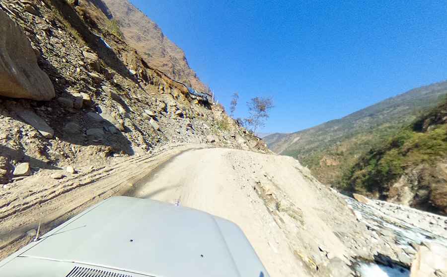 Highest roads in Nepal