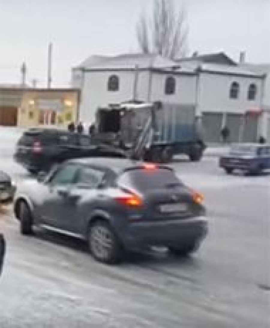 Icy road in Baku