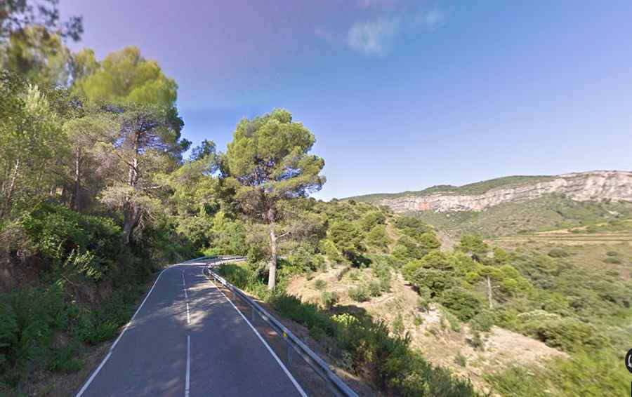 Conquering the Curvy Wonders: Driving Adventures in Catalonia's Priorat Region