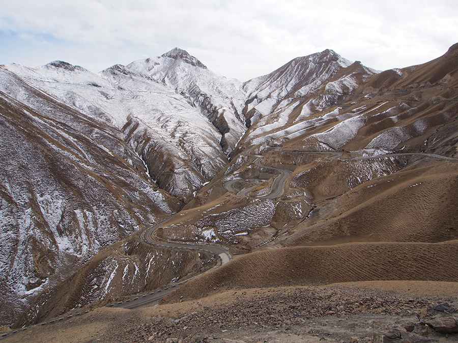 Teganaqik Pass