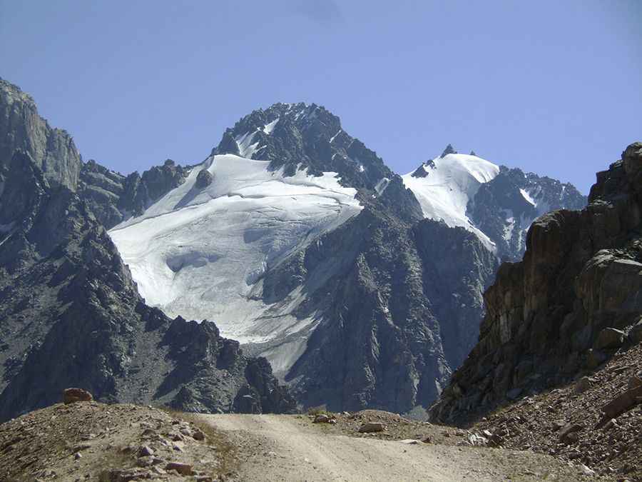 Lokomotiv Peak
