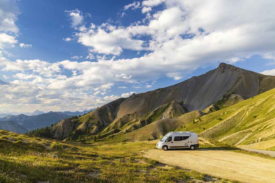 Discover the Freedom of Campervan Hire in Perth with Home on the Road