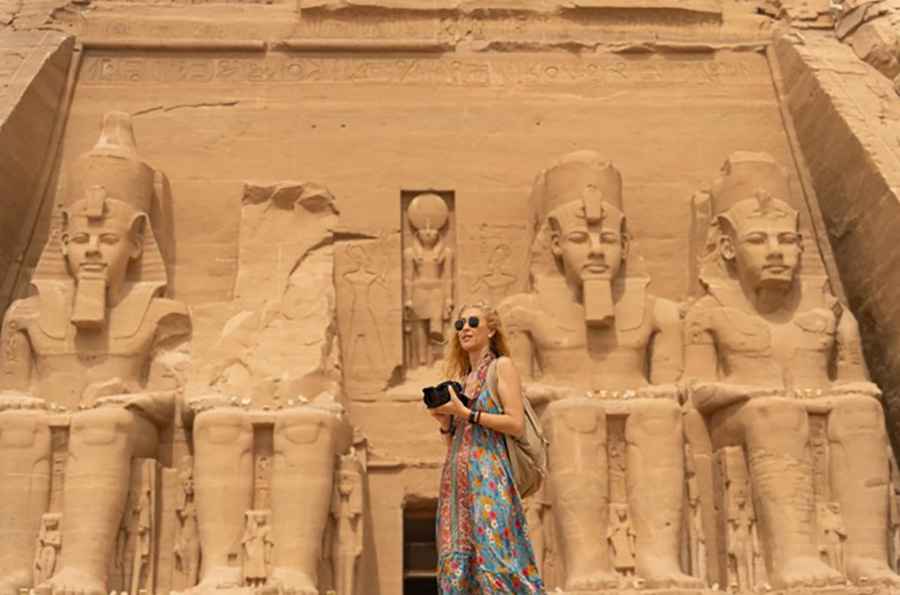 Cultural encounters: Experiencing modern Egypt beyond the monuments