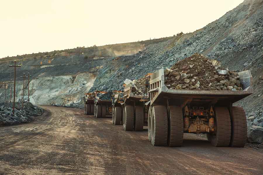 Keeping Heavy Vehicles and Mining Equipment in Good Shape: 6 Maintenance Tips